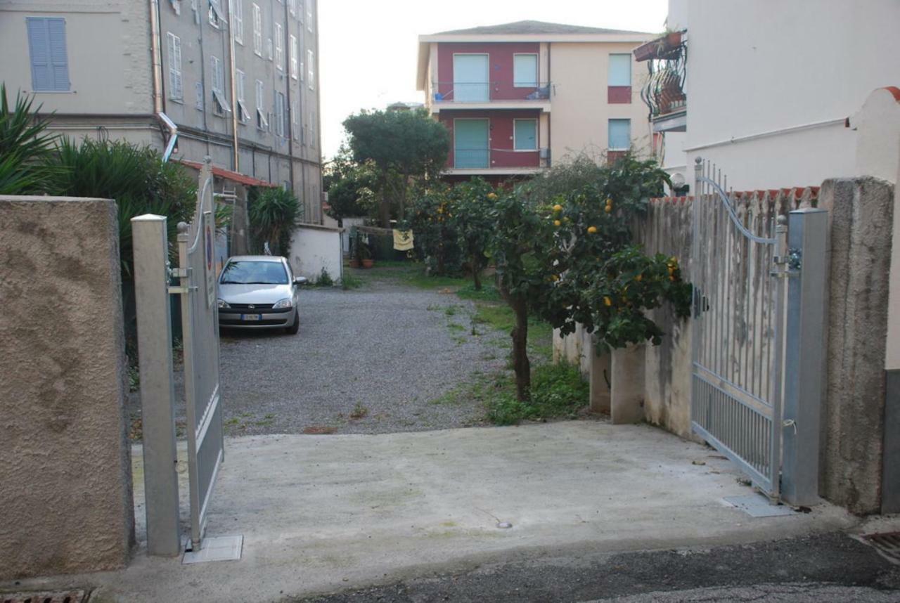 Apartamento Tino Brezza Di Mare Deiva Marina Exterior foto